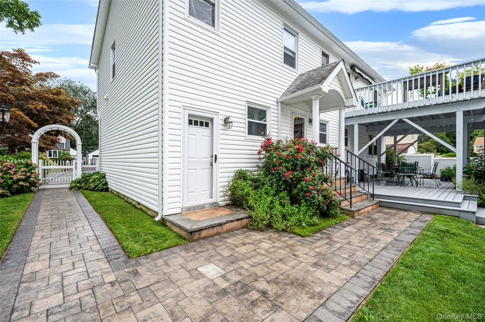 25 Kellogg Place South Huntington, NY 11746