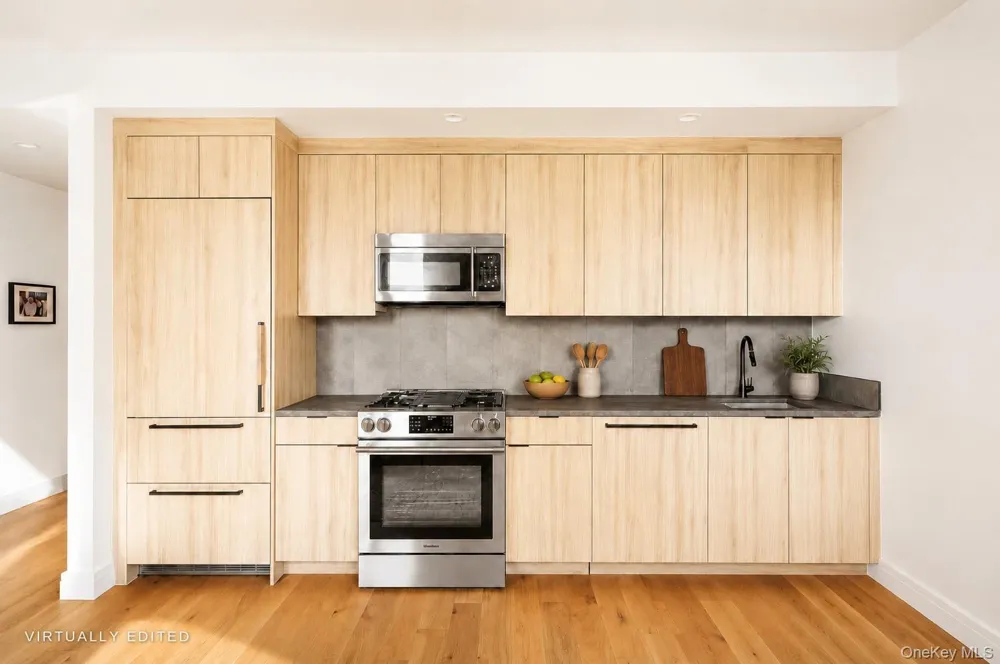 2416 Queens Plaza S #7B Long Island City, NY 11101
