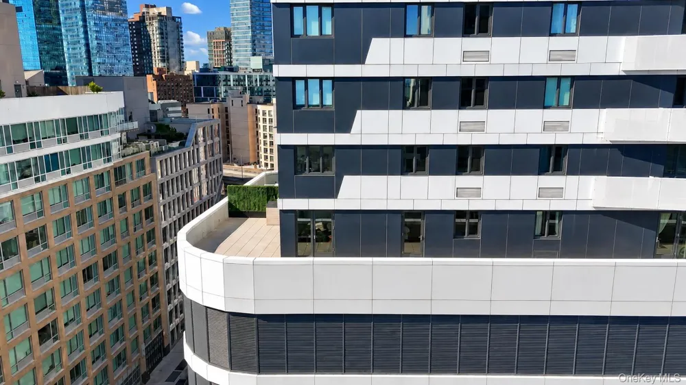 2416 Queens Plaza S #7B Long Island City, NY 11101