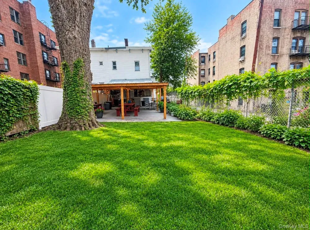 35 Cortlandt Street Mount Vernon, NY 10550