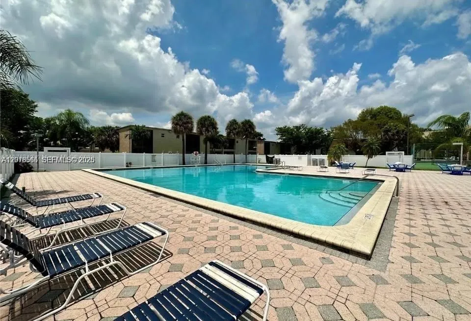 3316 Quail Close #21 Pompano Beach, FL 33064