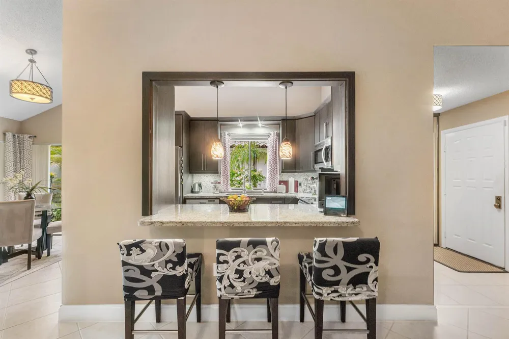 2850 ANTIETAM LANE West Palm Beach, FL 33409