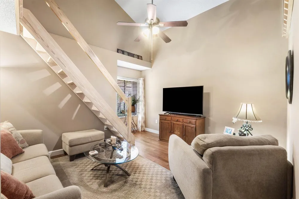 2850 ANTIETAM LANE West Palm Beach, FL 33409