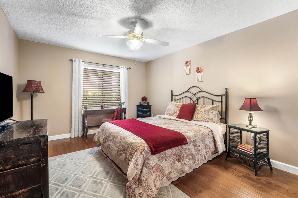 2850 ANTIETAM LANE West Palm Beach, FL 33409