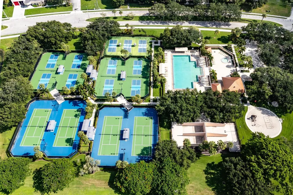 2850 ANTIETAM LANE West Palm Beach, FL 33409