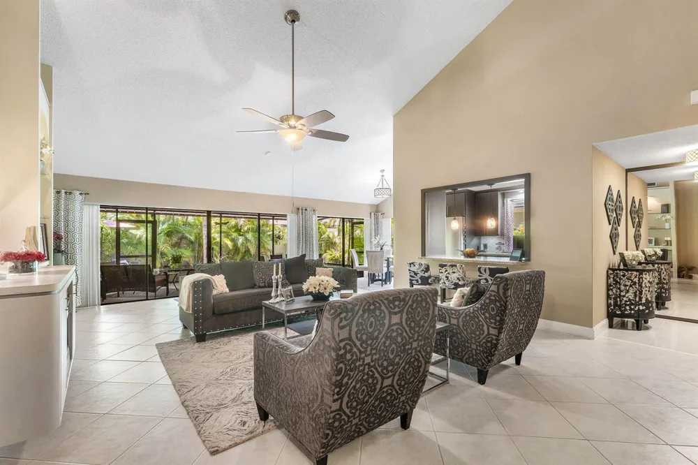 2850 ANTIETAM LANE West Palm Beach, FL 33409