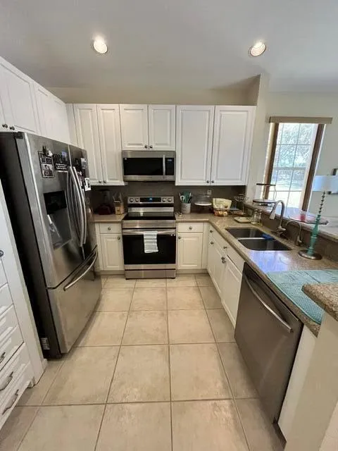 1828 NW 79TH WAY NW Pembroke Pines, FL 33024