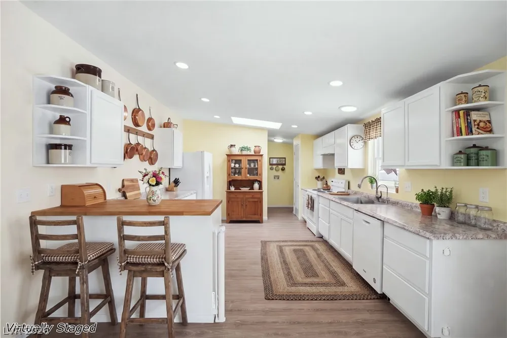 795 E Cottonwood Avenue Overton, NV 89040