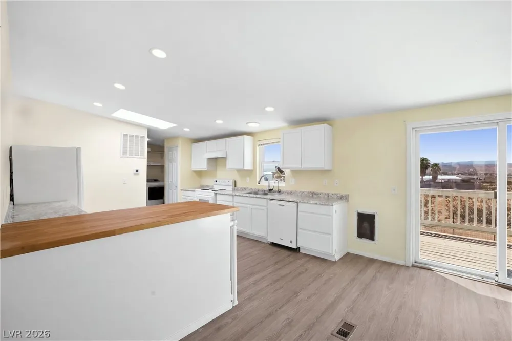 795 E Cottonwood Avenue Overton, NV 89040
