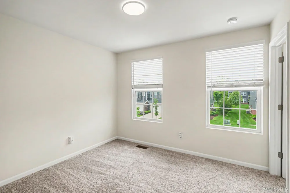 4871 Broomfield Way Orion Charter Township, MI 48359