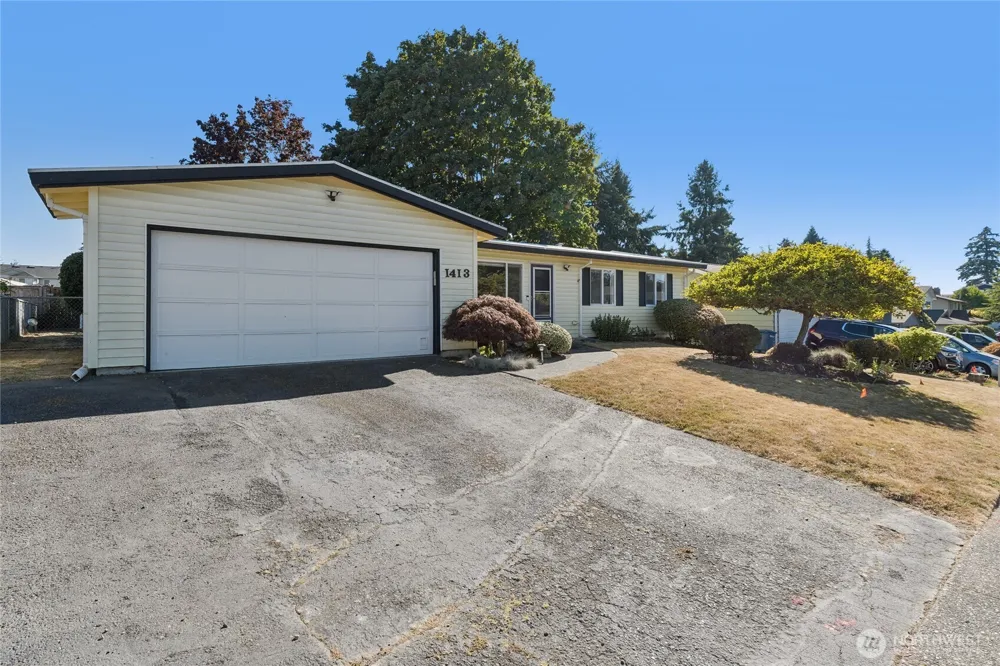1413 S 276th Place Des Moines, WA 98198