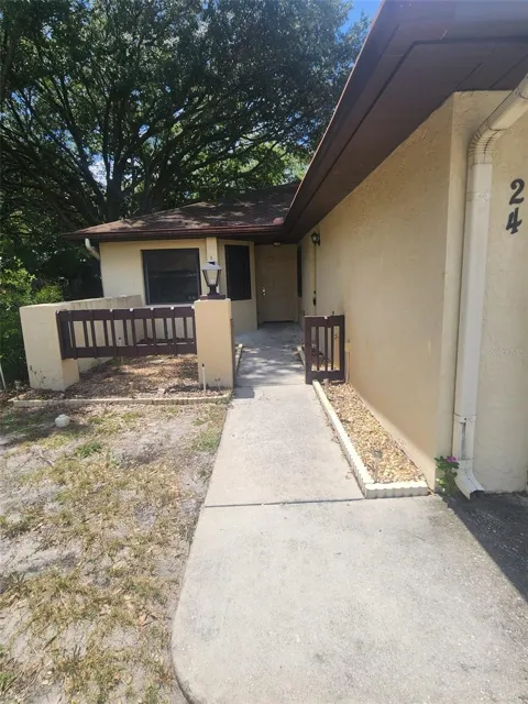 940 FENTON LANE #24