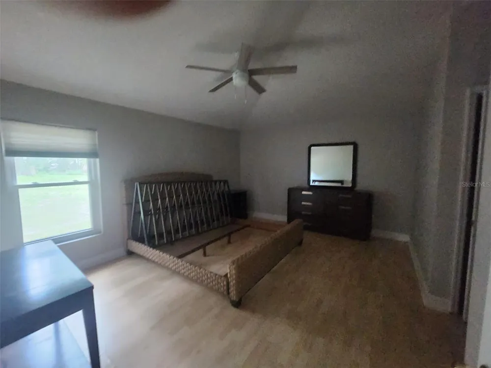 940 FENTON LANE #24 Lakeland, FL 33809