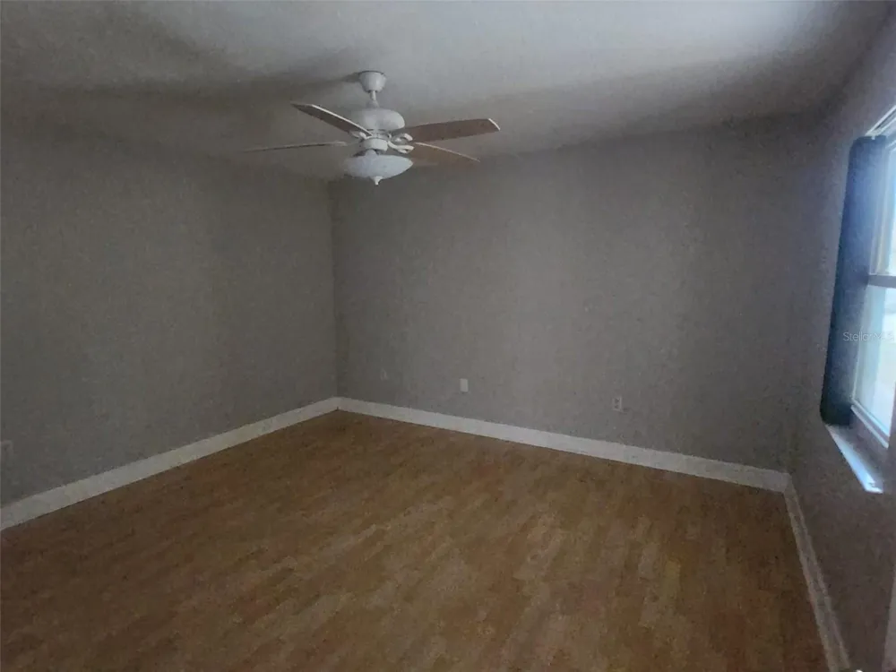940 FENTON LANE #24 Lakeland, FL 33809