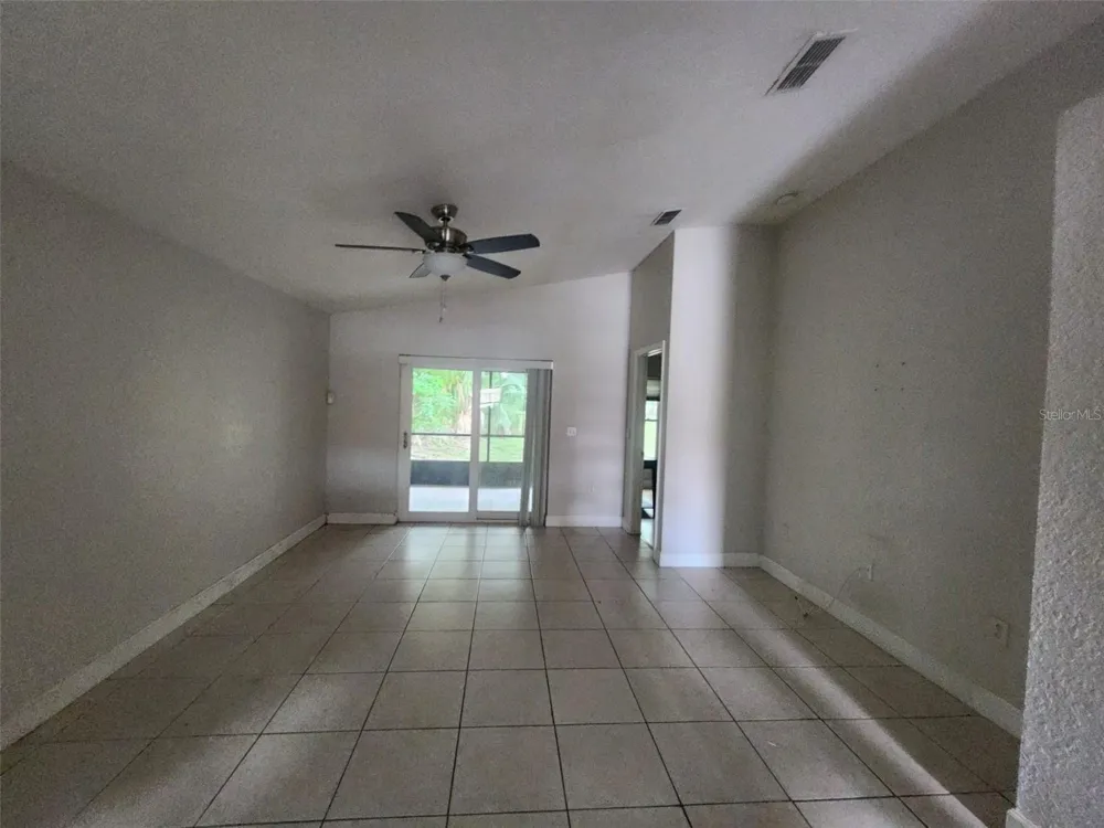 940 FENTON LANE #24 Lakeland, FL 33809