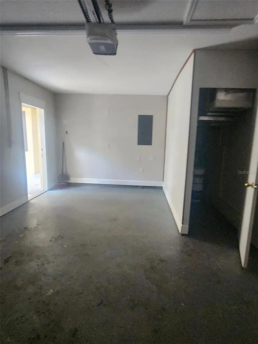 940 FENTON LANE #24 Lakeland, FL 33809