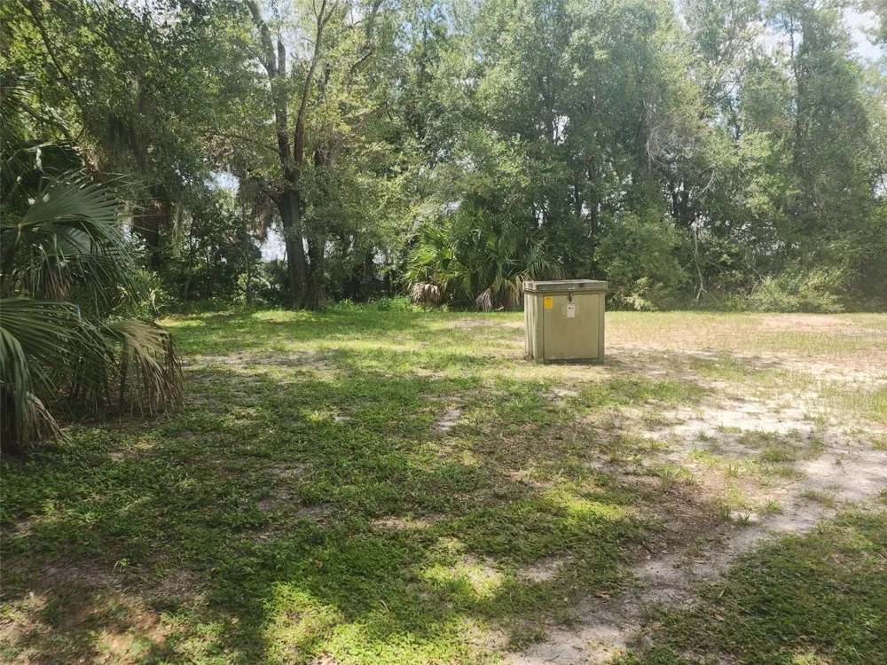 940 FENTON LANE #24 Lakeland, FL 33809
