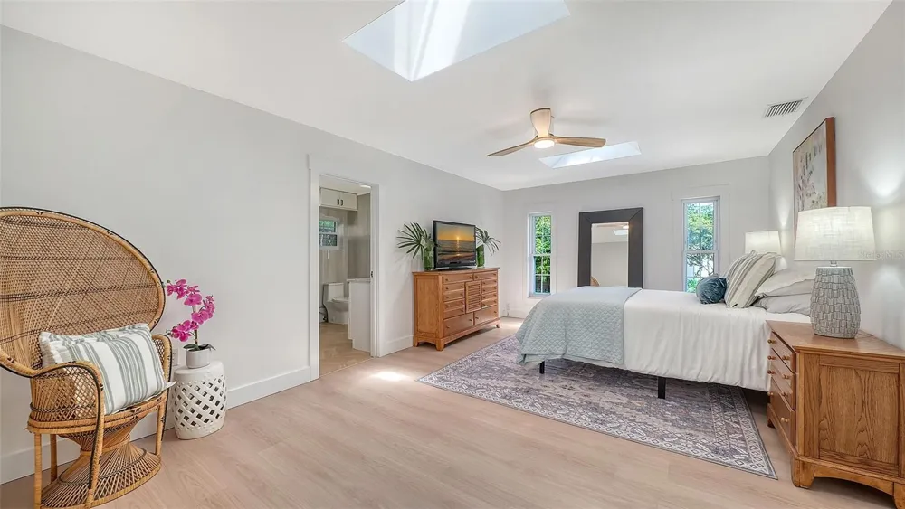 3624 S LOCKWOOD RIDGE ROAD Sarasota, FL 34239