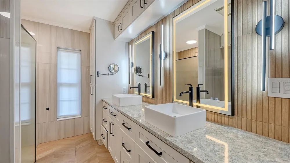 3624 S LOCKWOOD RIDGE ROAD Sarasota, FL 34239