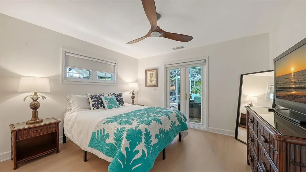 3624 S LOCKWOOD RIDGE ROAD Sarasota, FL 34239