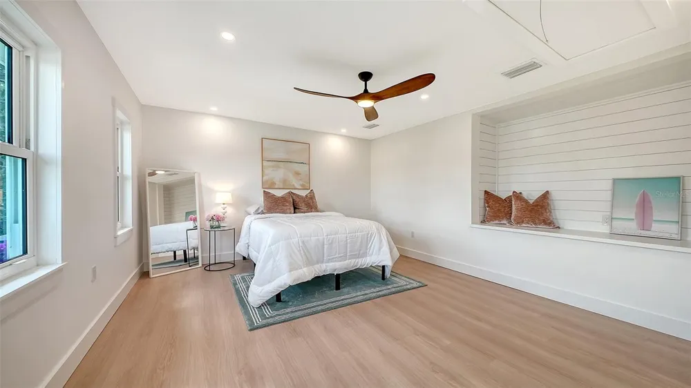 3624 S LOCKWOOD RIDGE ROAD Sarasota, FL 34239