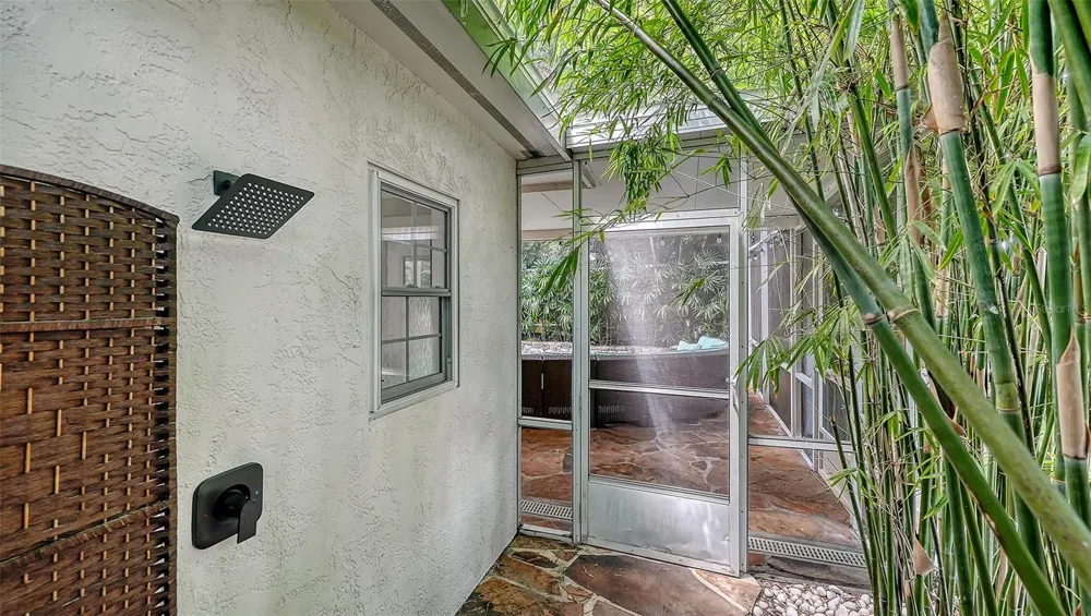 3624 S LOCKWOOD RIDGE ROAD Sarasota, FL 34239