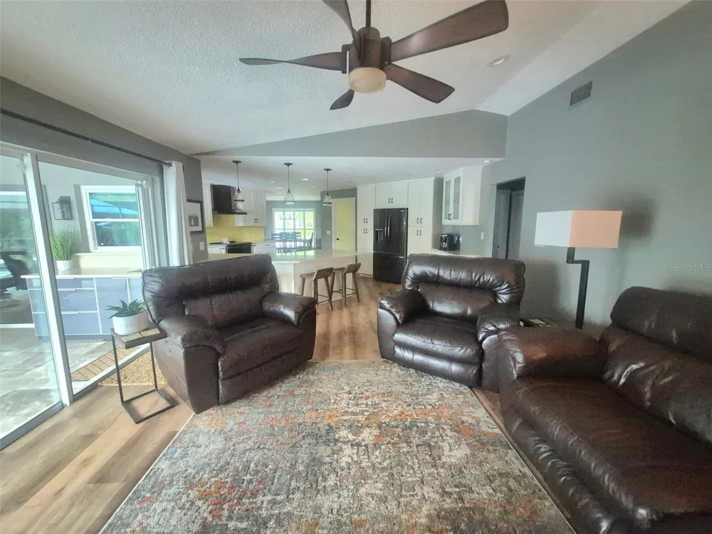 5370 WHISPERING PINE CIRCLE St Cloud, FL 34771
