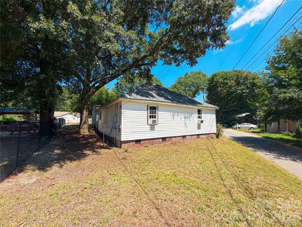 107 Drake Street Gastonia, NC 28052