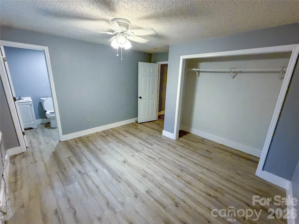 107 Drake Street Gastonia, NC 28052