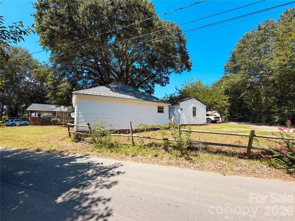 107 Drake Street Gastonia, NC 28052