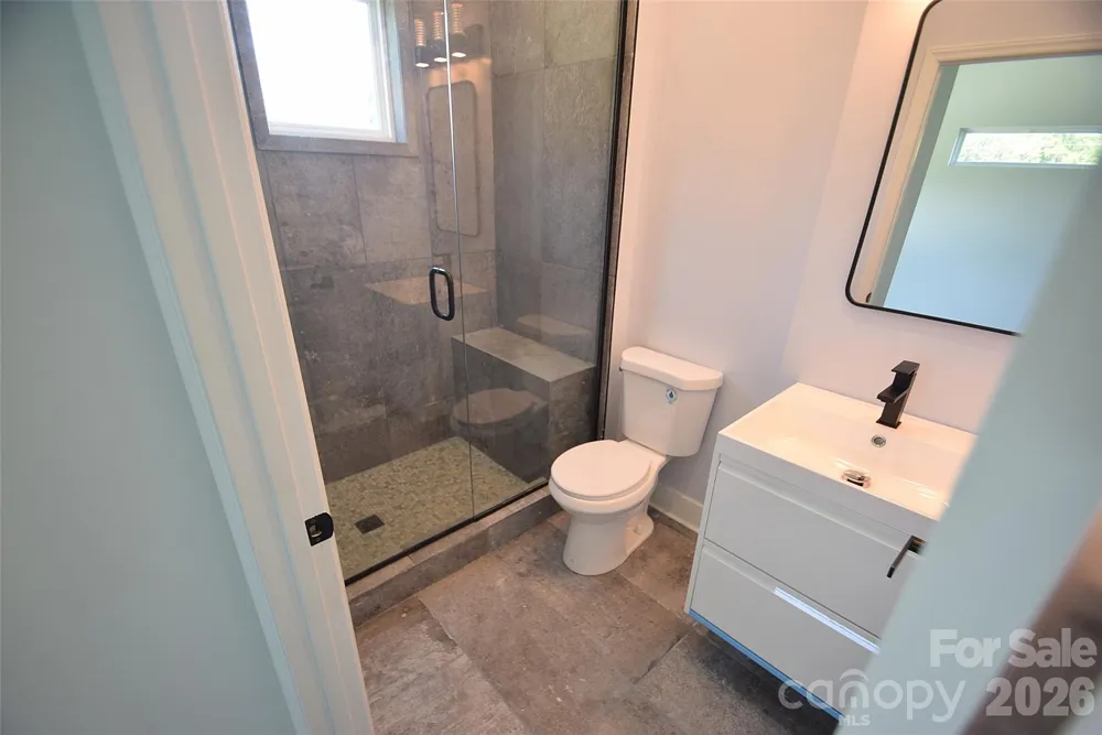 5108 Eaton Circle Charlotte, NC 28208