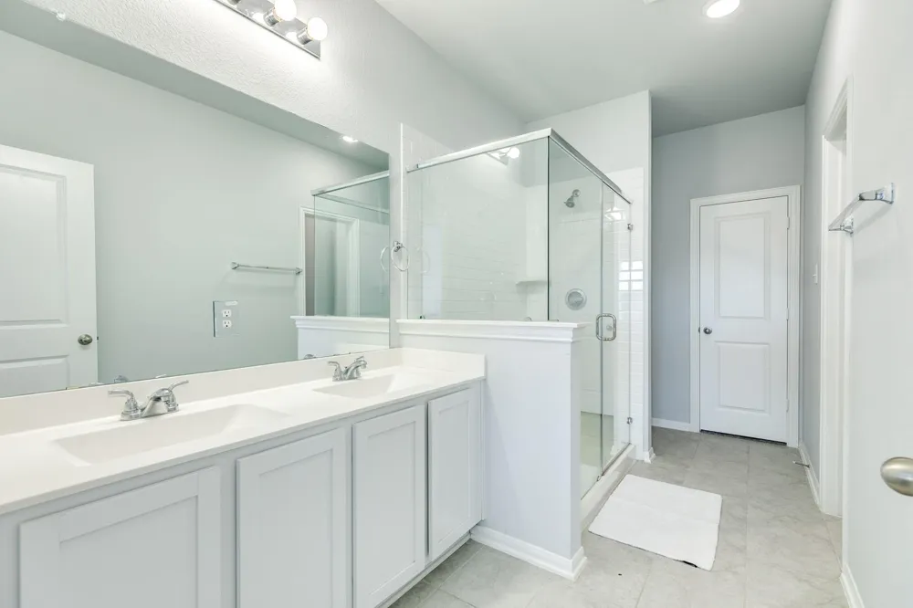 3640 Crosspointe Pass Angleton, TX 77515
