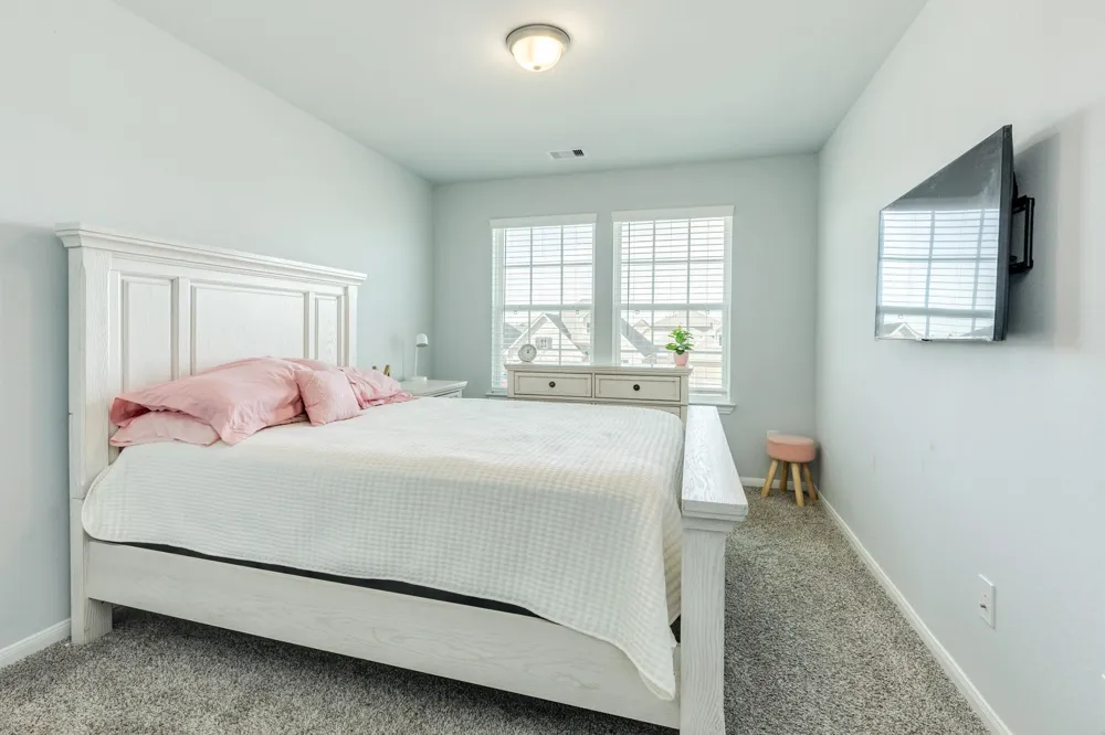 3640 Crosspointe Pass Angleton, TX 77515