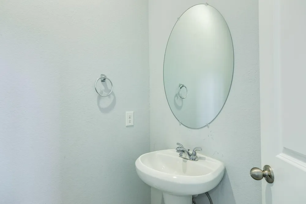 3640 Crosspointe Pass Angleton, TX 77515