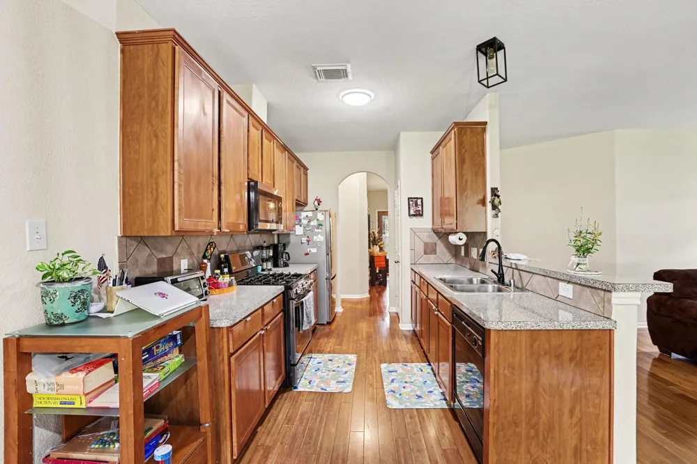 26922 Kingston Glen Lane Katy, TX 77494