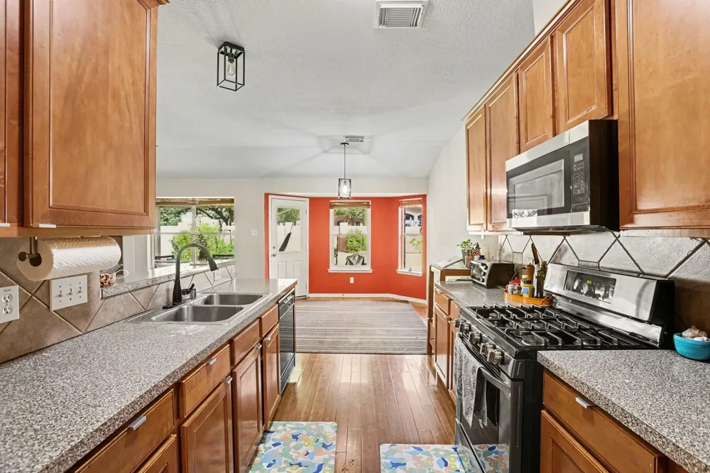 26922 Kingston Glen Lane Katy, TX 77494