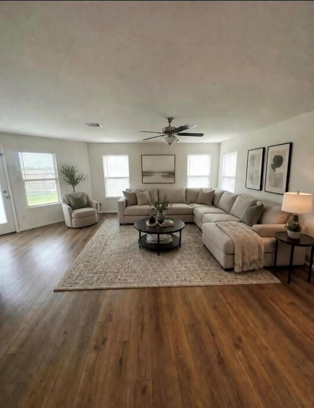 1322 Glendora Drive Rosharon, TX 77583