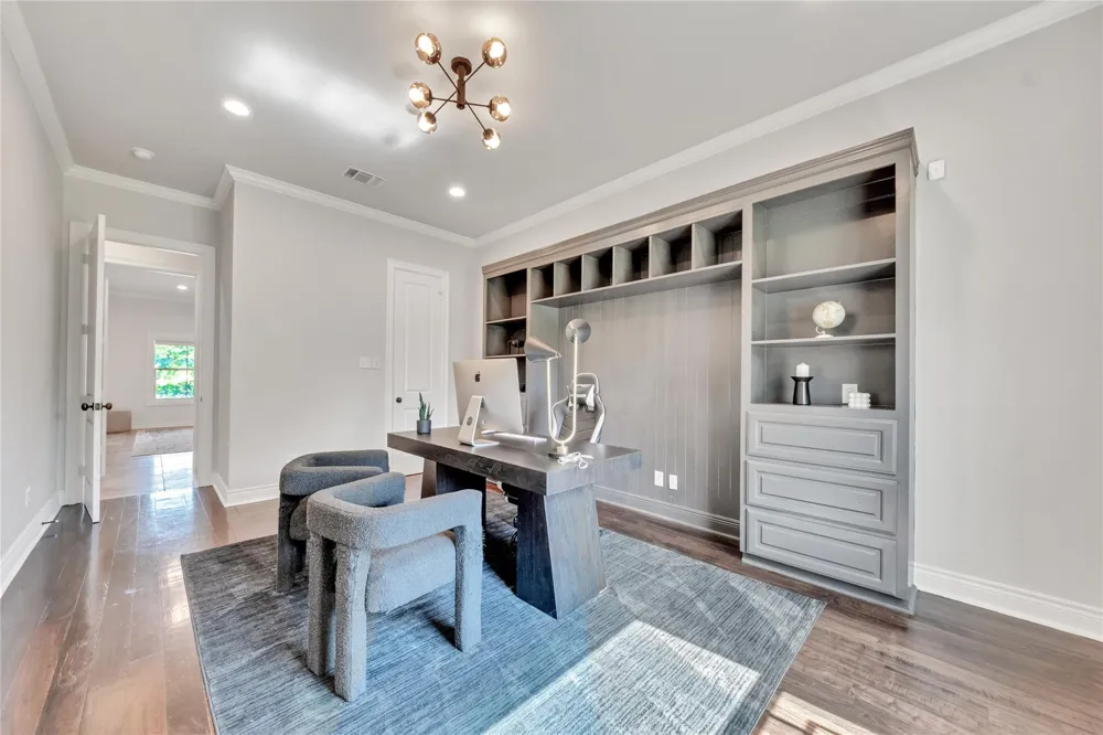 50 Golden Hollow Richmond, TX 77469