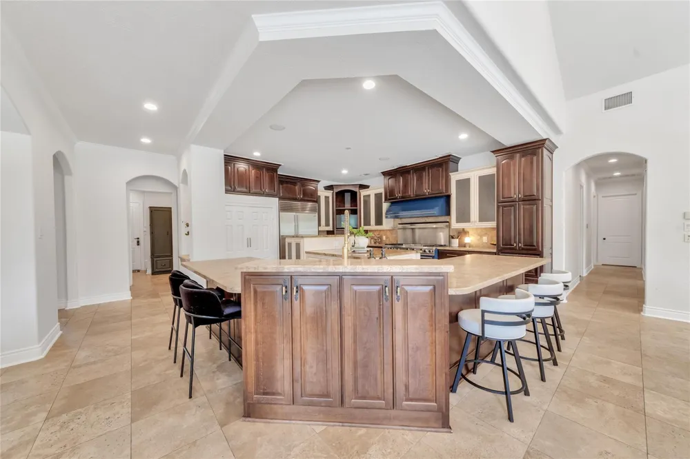 50 Golden Hollow Richmond, TX 77469