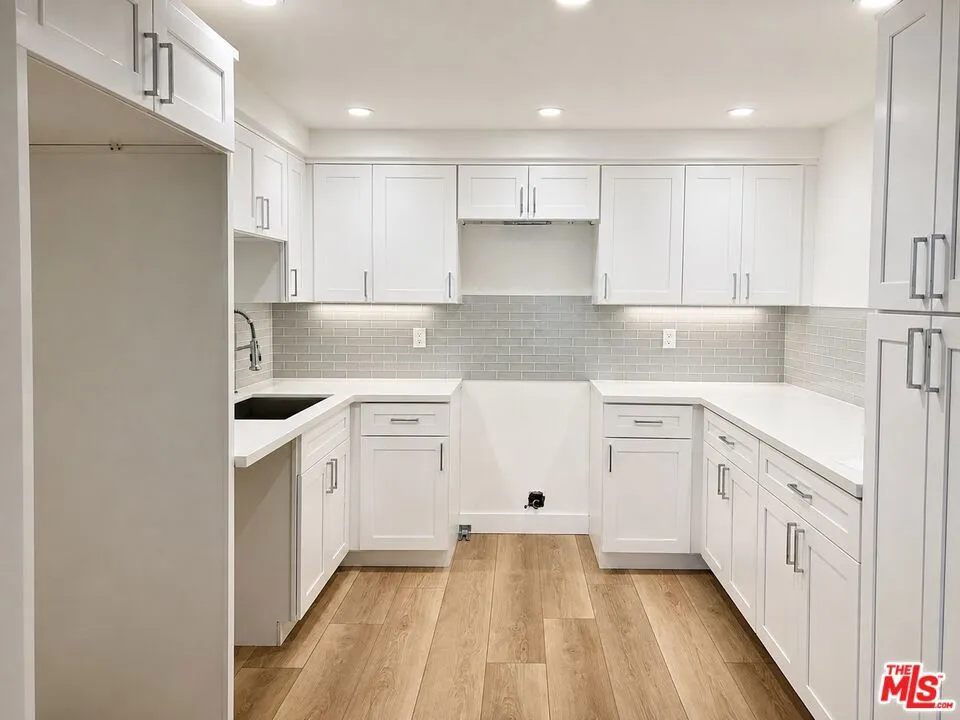 10390 WILSHIRE BOULEVARD #511 Los Angeles, CA 90024