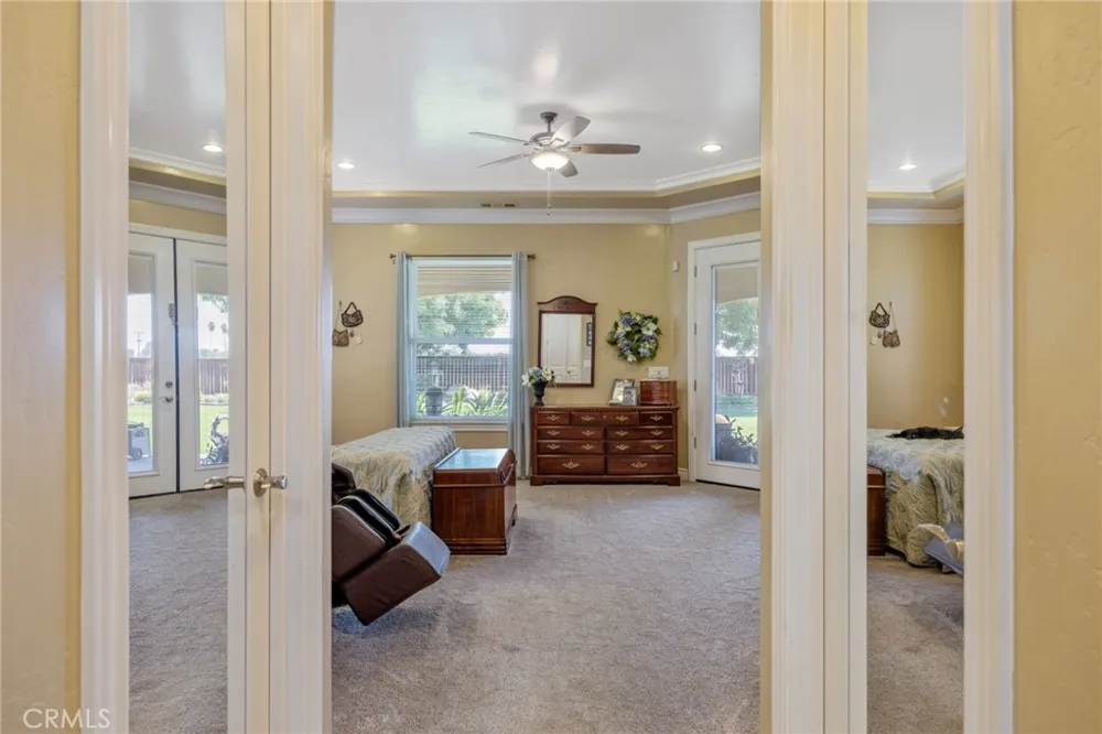 2579 Meadow View Hanford, CA 93230