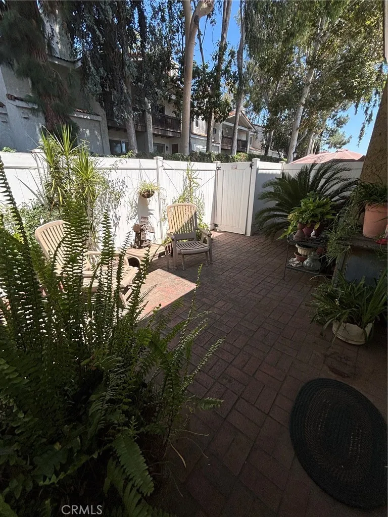 2321 S Magnolia Avenue #14E Ontario, CA 91762