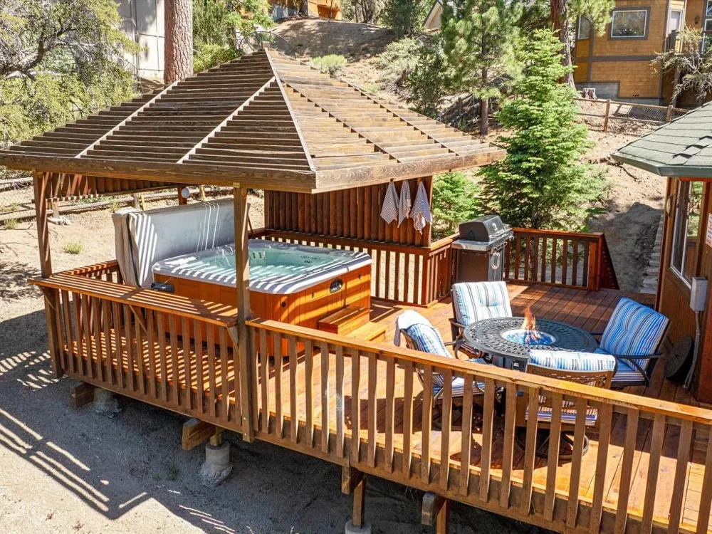 799 Paine Road Big Bear, CA 92315