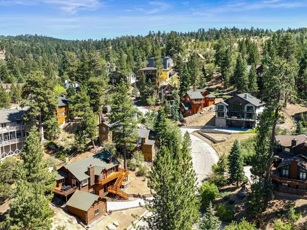 799 Paine Road Big Bear, CA 92315