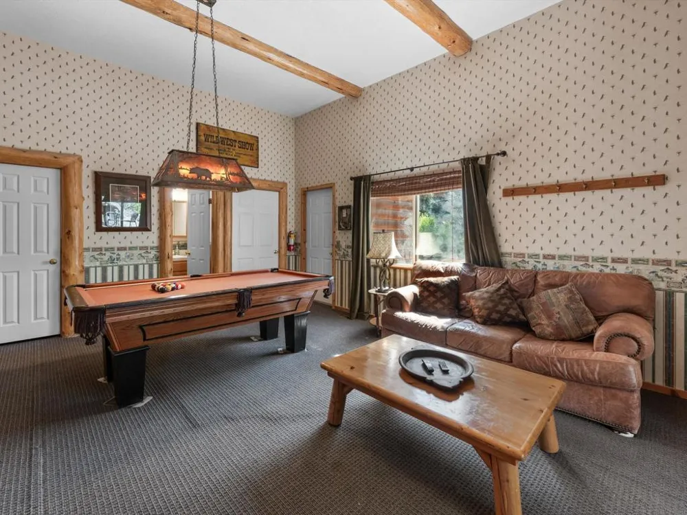 799 Paine Road Big Bear, CA 92315
