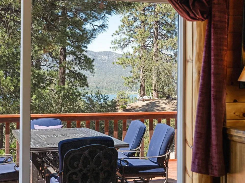 799 Paine Road Big Bear, CA 92315