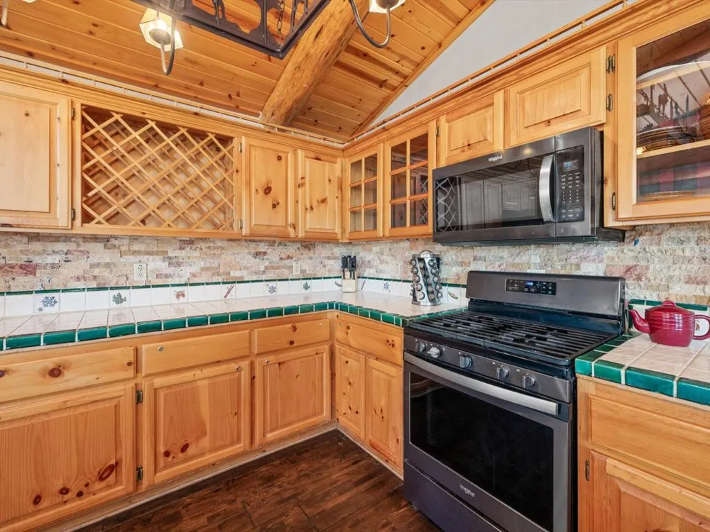 799 Paine Road Big Bear, CA 92315