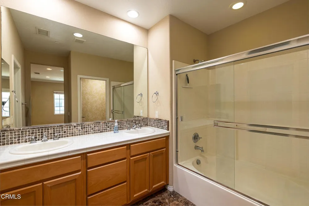 3036 Moss Landing Boulevard Oxnard, CA 93036