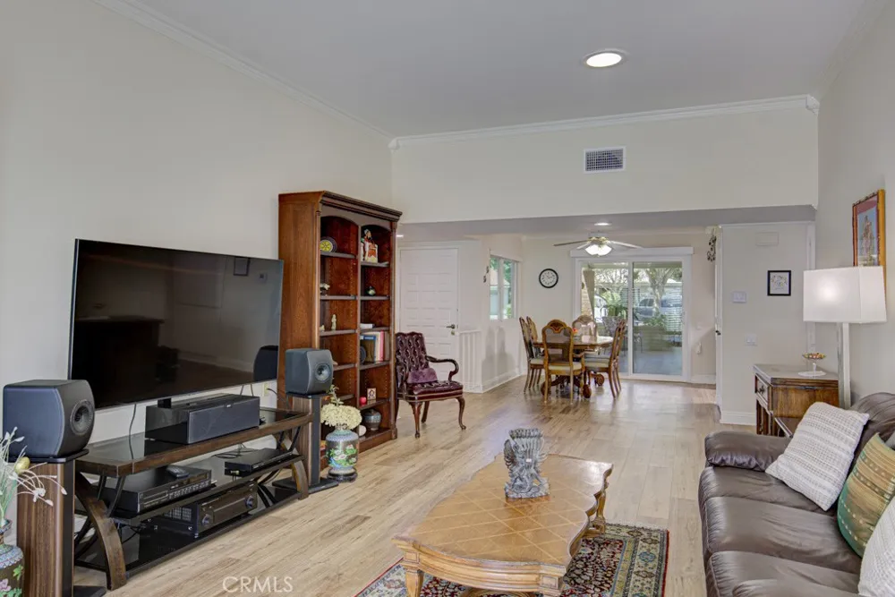 3402 Punta Alta #B Laguna Woods, CA 92637