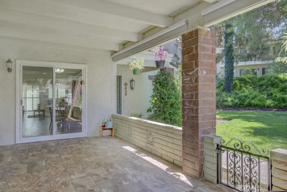 3402 Punta Alta #B Laguna Woods, CA 92637